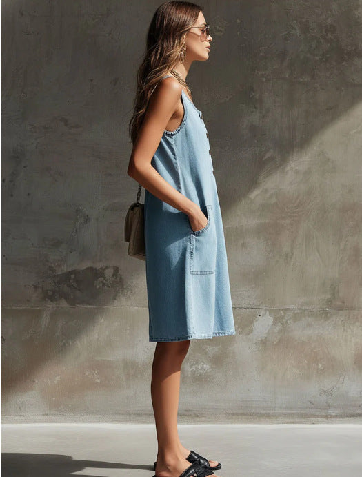 Effortless Chic Sleeveless Denim Shift Dress for Women