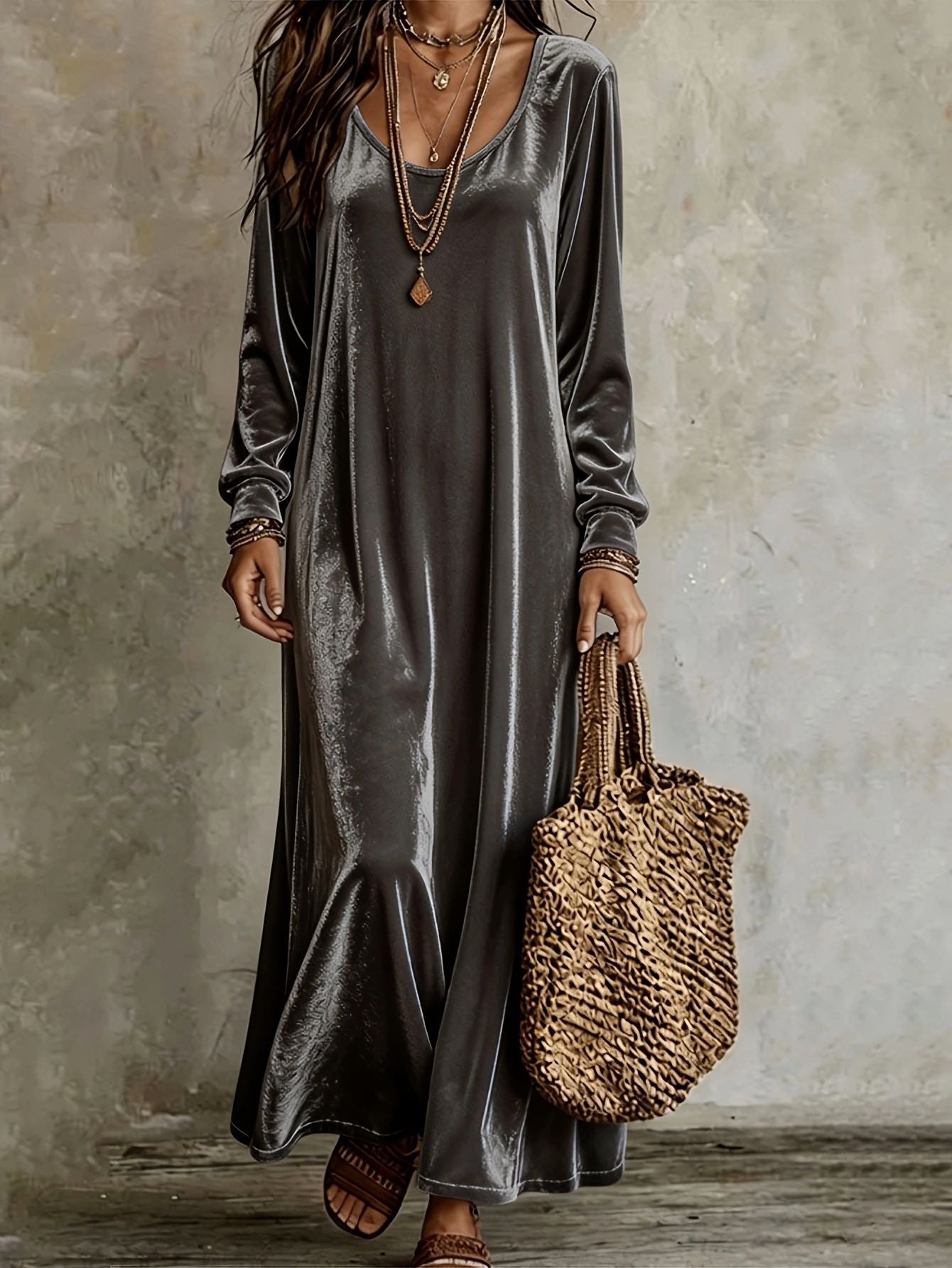 Women's Velvet U‑Neck Long Sleeve Maxi Dress