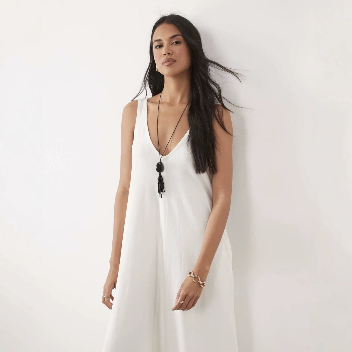 Flowy V-Neck Sleeveless Maxi Dress