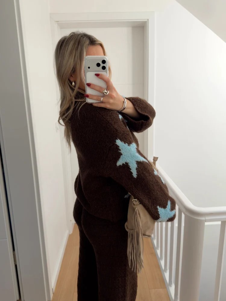 Women’s Oversized Chunky Knit Star Pattern Cowl Neck Pullover