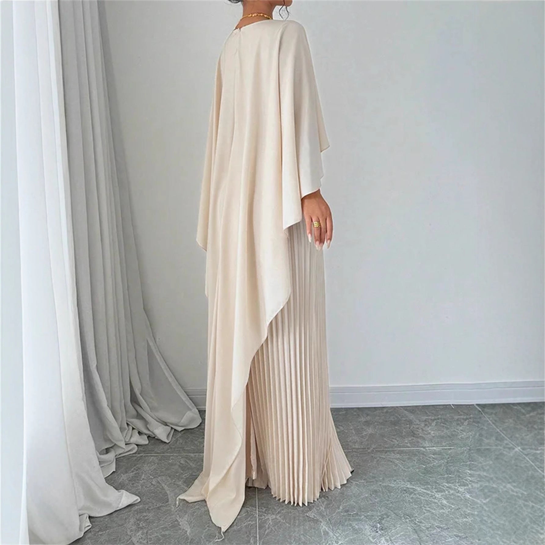 Women'S Cape Overlay Pleated Maxi Dress
