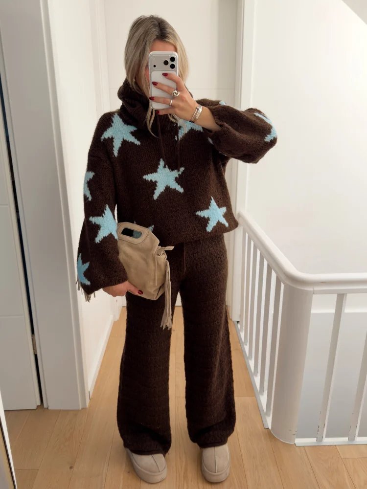 Women’s Oversized Chunky Knit Star Pattern Cowl Neck Pullover