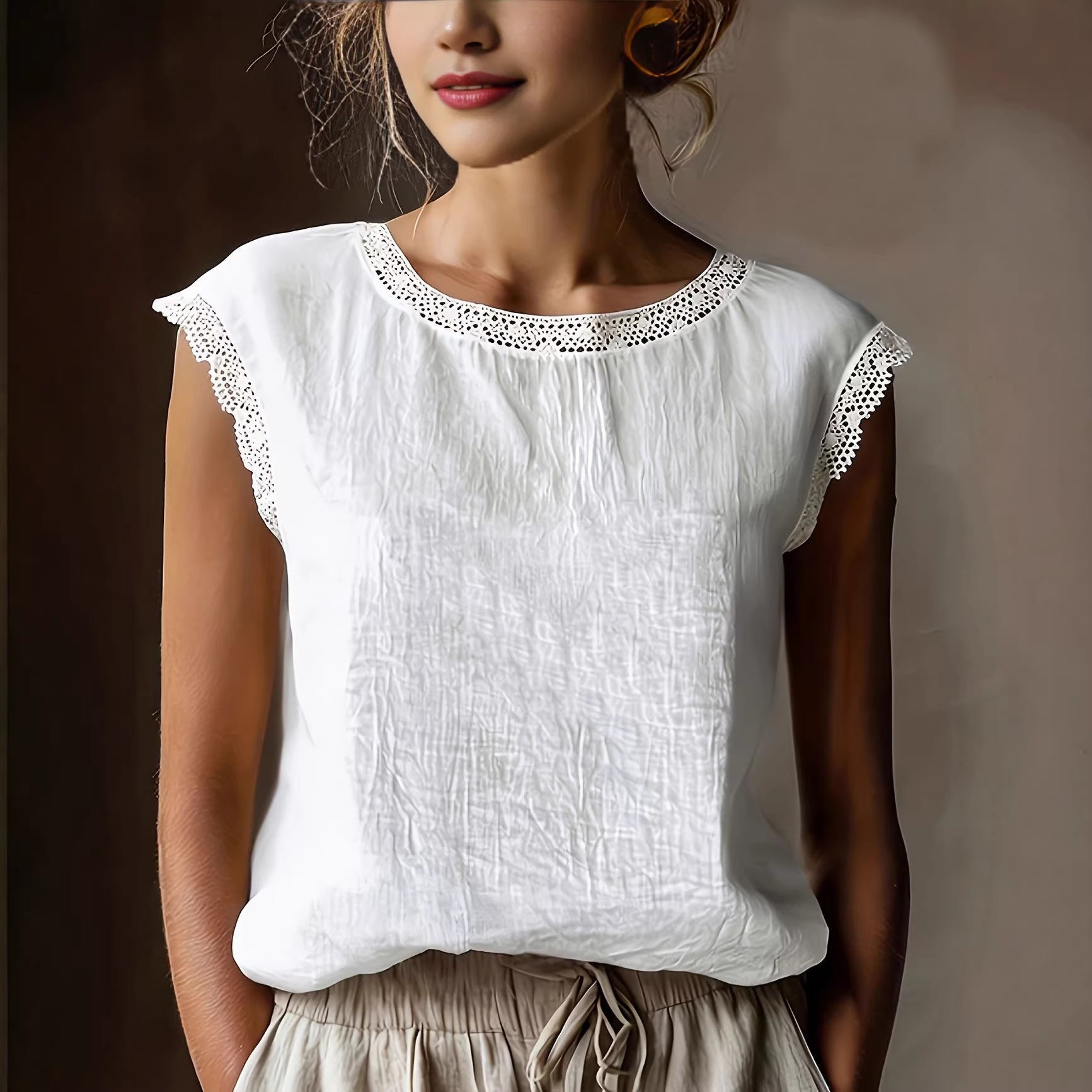 Women'S Retro Loose Solid Color Round Neck Lace Splicing Sleeveless Linen Shirt