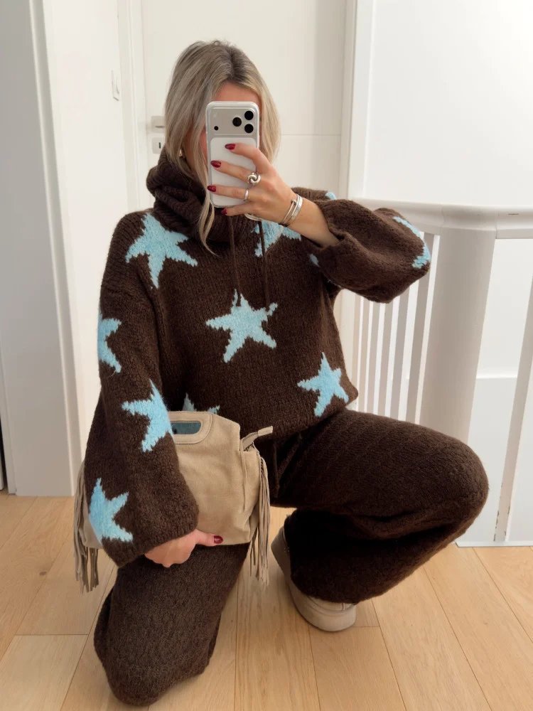 Women’s Oversized Chunky Knit Star Pattern Cowl Neck Pullover