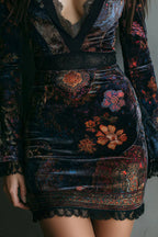 Elegant Velvet Floral Print V-neck Long-sleeved Slim-fit Mini Dress